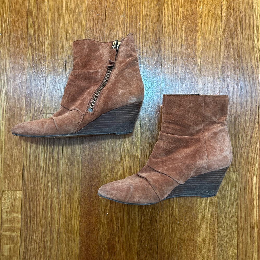 Nine West Tan Suede Wedge Boots